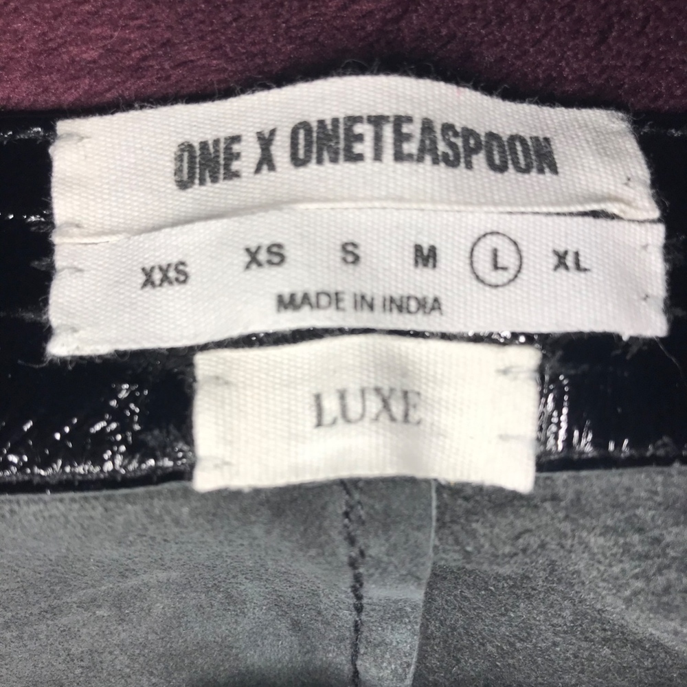 ONE TEASPOON - Picture 2 of 8